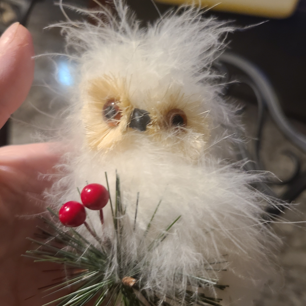 Tree Ornament‎ Fluffy Snow Owl Sweet Face Approx 4"